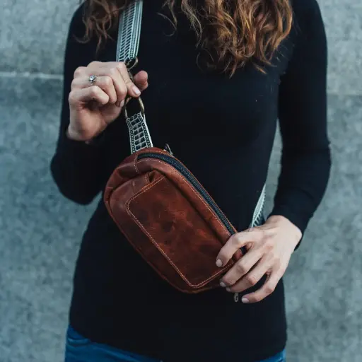 Muestra belt bag (canguro)